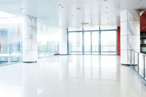 Osvežitev tal - koraki pravilnega premazovanja talnih površin