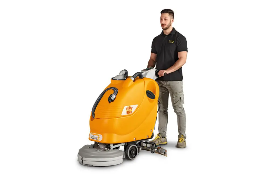 Stroj za čiščenje Adiatek Ruby 48 bl