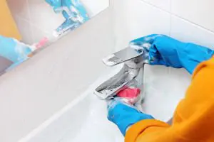 Čiščenje-po-prenovi-kopalnice