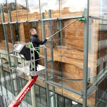 Komplet za čiščenje stekel Unger HydroPower Ultra Starter Kit Carbon